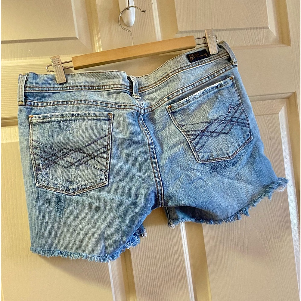 7 For All Mankind - Picture 3 of 7